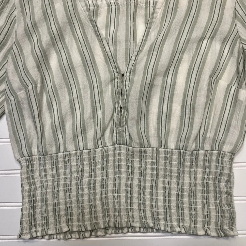 Abercrombie & Fitch White & Green Striped Half Sleeve‎ Ruffled Cropped Blouse S